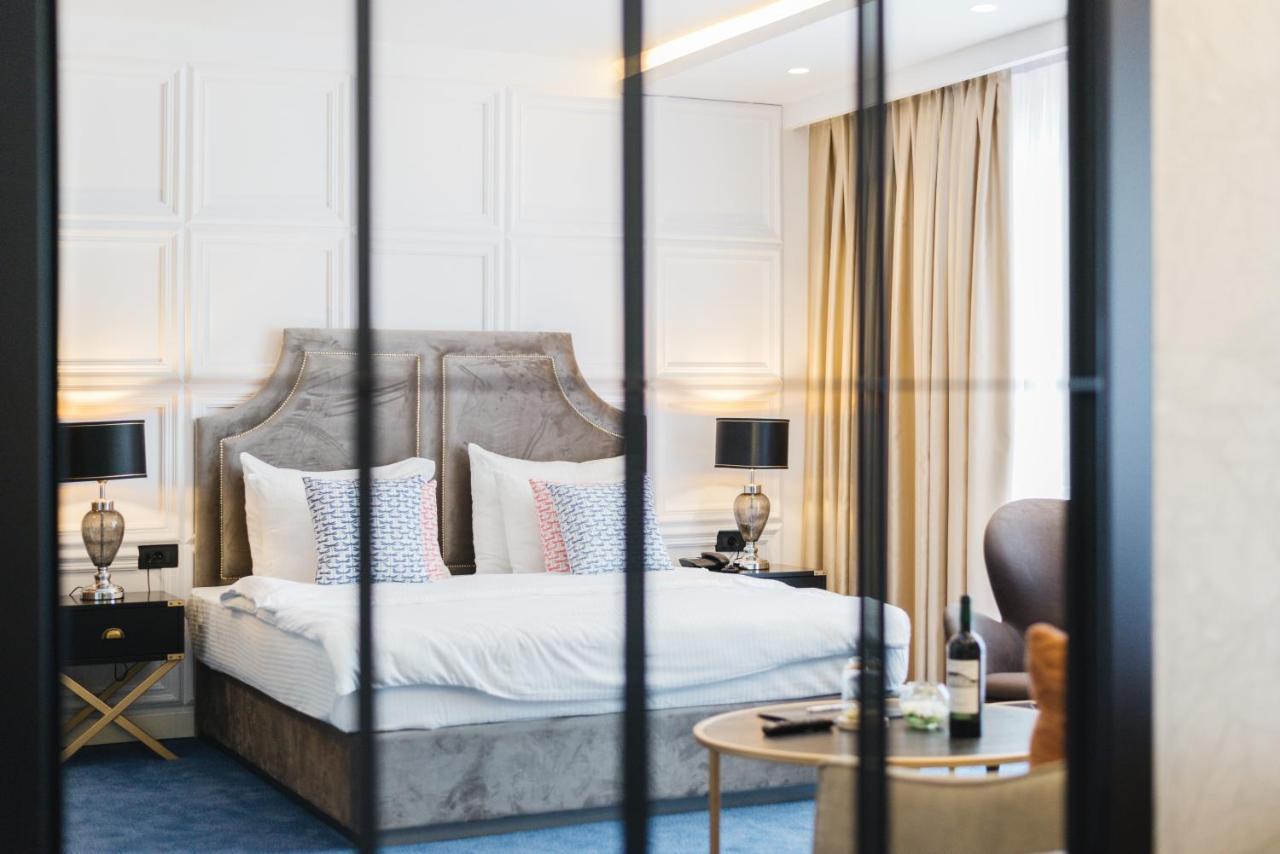 Apart Hotel Kalamper Bar Eksteriør billede